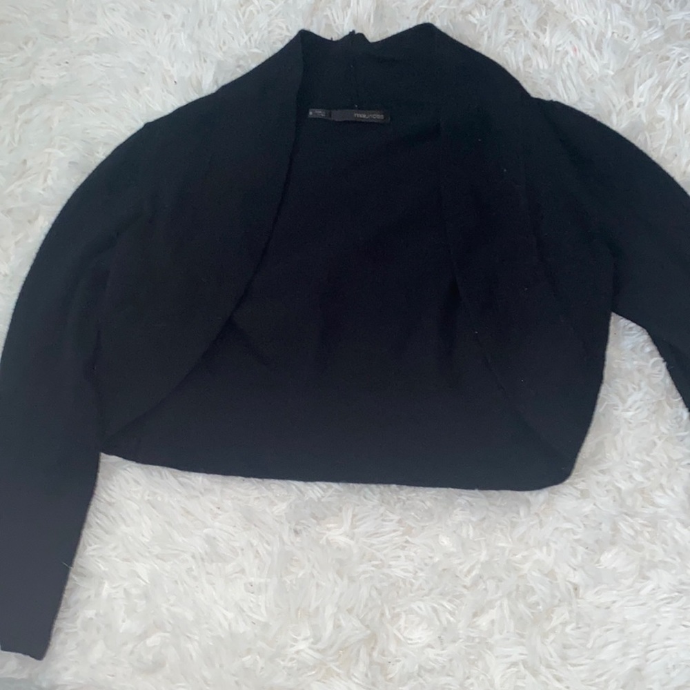 size small maurice’s cardigan. Color-Black.